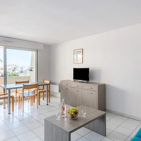 Residhotel Mayflower 3*