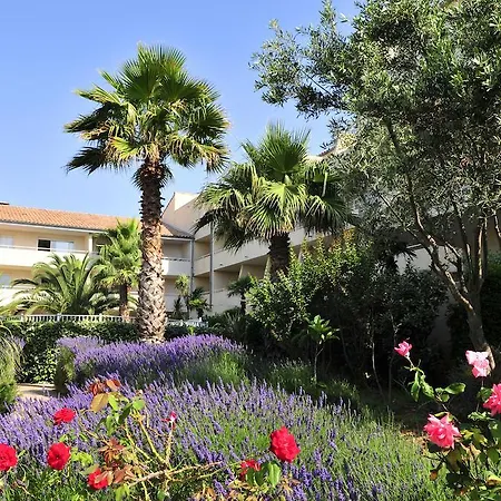 Apart-hotel Residhotel Mayflower 3*