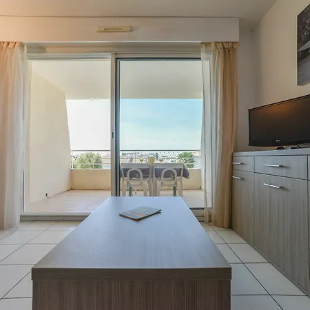 Aparthotel Residhotel Mayflower Le Grau-du-Roi