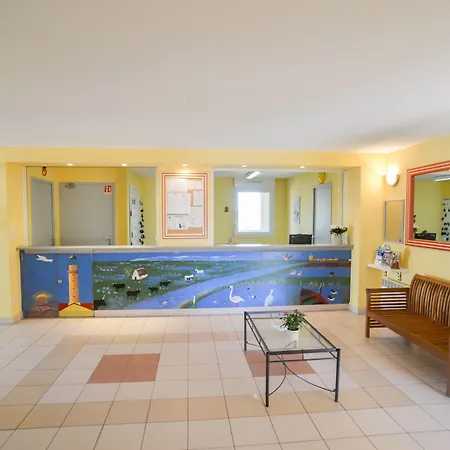 Апарт-отель Residhotel Mayflower Ле-Гро-дю-Руа