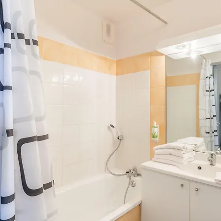 Residhotel Mayflower Апарт-отель Ле-Гро-дю-Руа