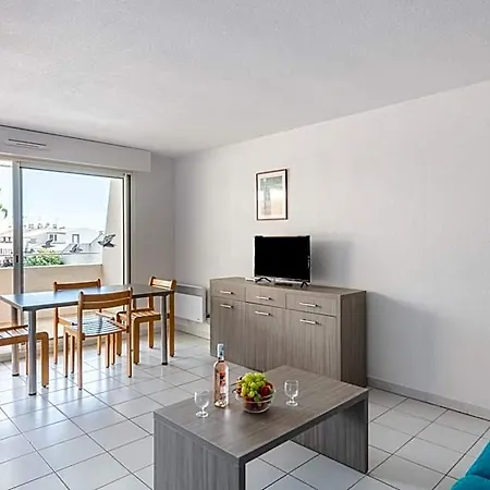 Residhotel Mayflower Ξενοδοχείο με διαμερίσματα Le Grau-du-Roi