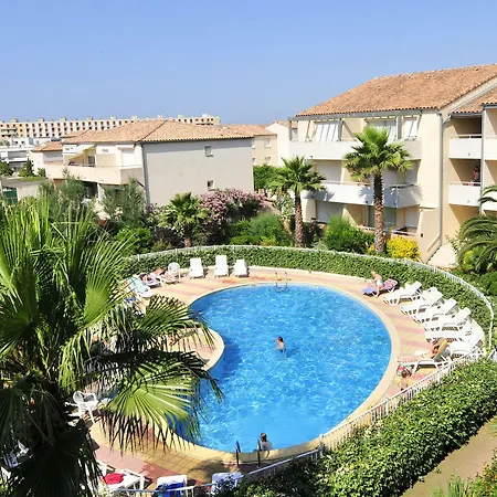 Residhotel Mayflower מלון דירות לה-גרו-דו-רואה