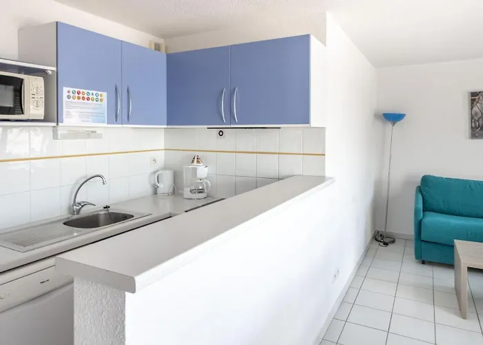 Residhotel Mayflower Ξενοδοχείο με διαμερίσματα 3*