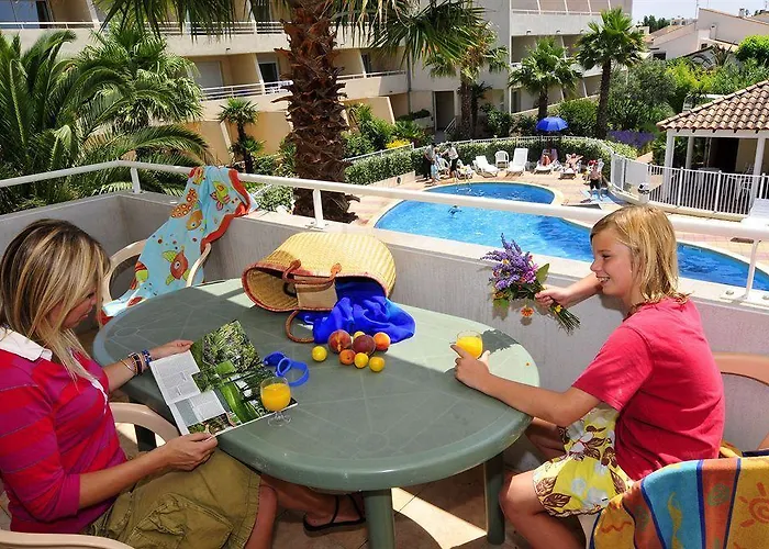 Residhotel Mayflower Ξενοδοχείο με διαμερίσματα 3*